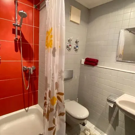 Kamelienweg Апартаменты *