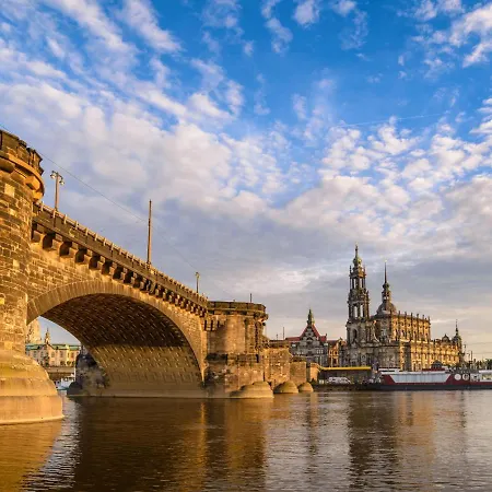 Kamelienweg By Interhome Dresden